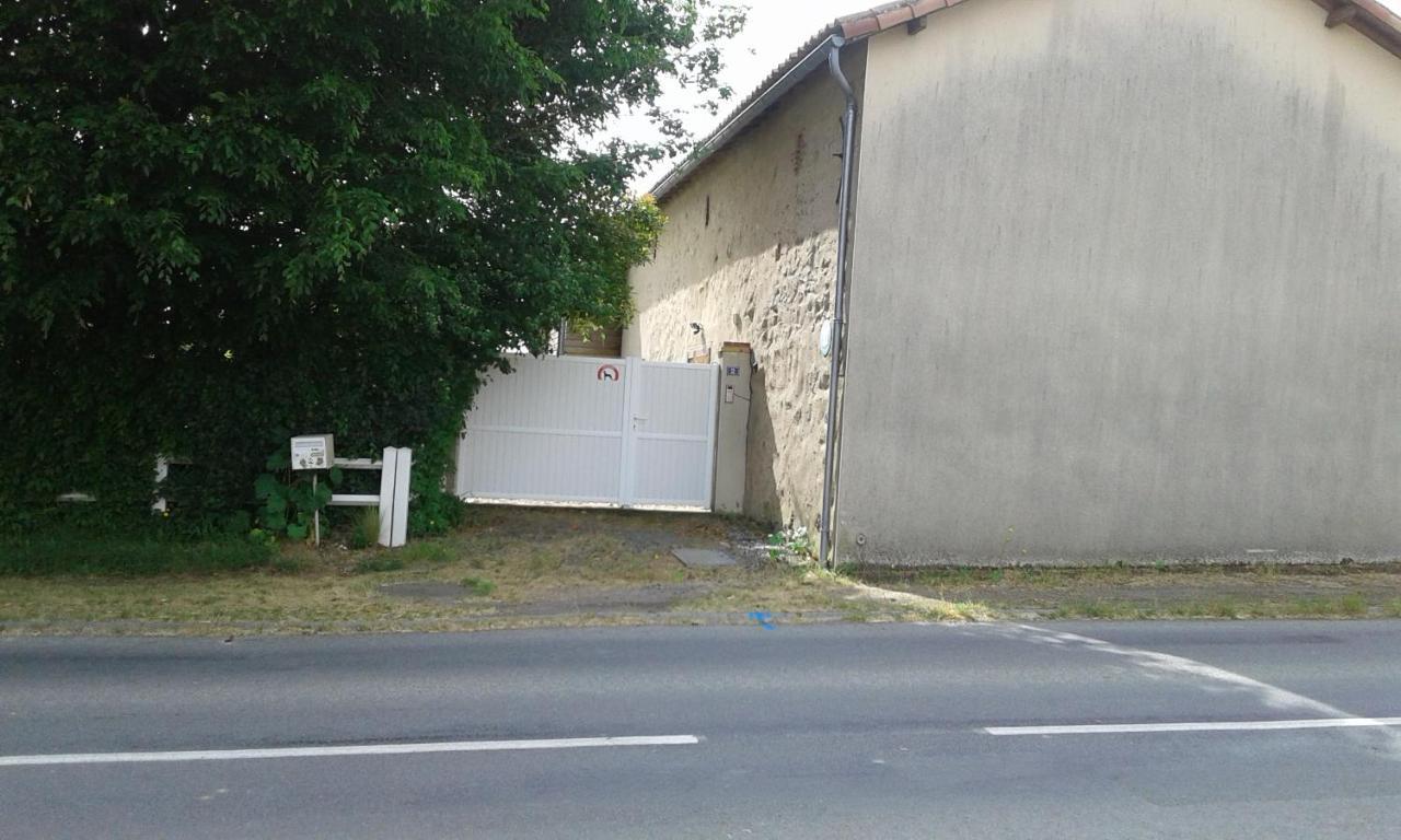 Chambre D'Hotes Proche Puy Du Fou Le Pin  Exteriör bild