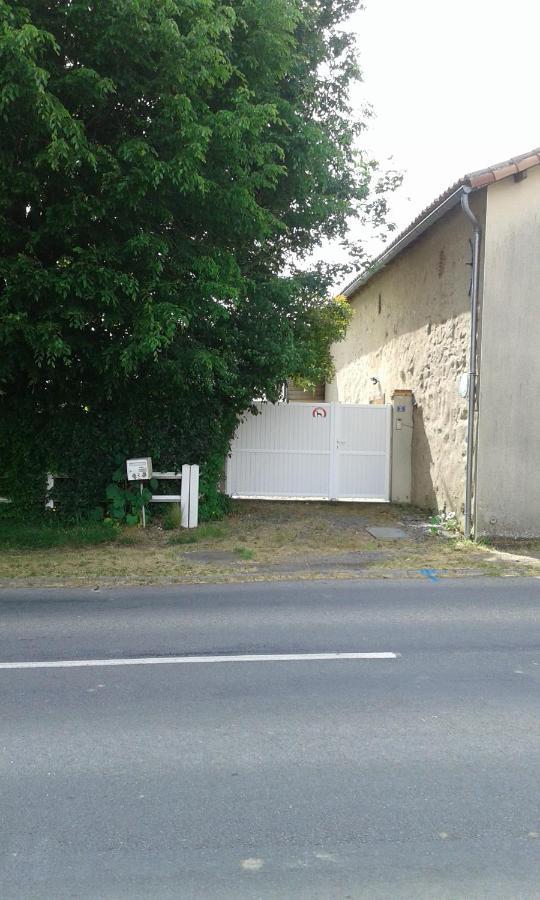 Chambre D'Hotes Proche Puy Du Fou Le Pin  Exteriör bild